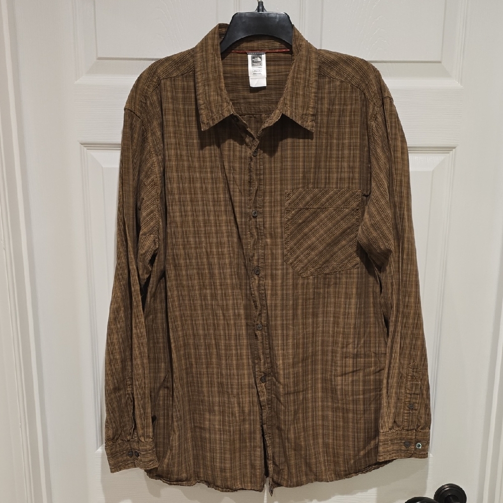 The North Face Brown Button-Up Shirt (XXL)